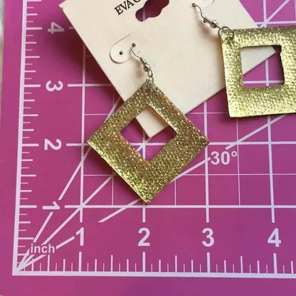 NWT Glitter Yellow Diamond Big Chunky Earrings. Women's Fashion Accessories.