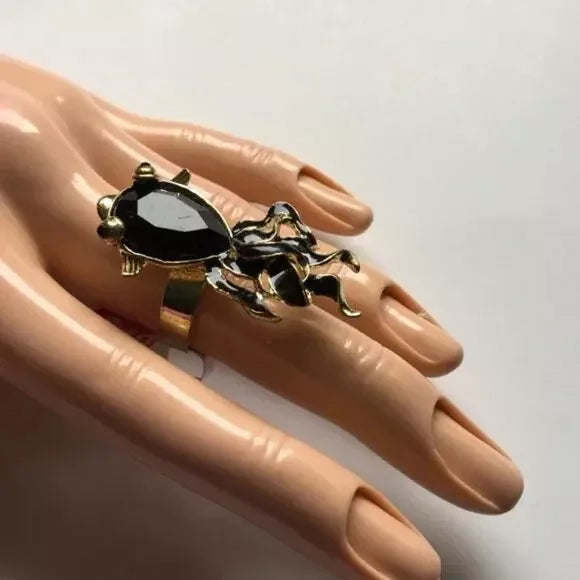 NEW Adjustable Chunky Ring Black Gem stones. Women's Fashion Accessories.