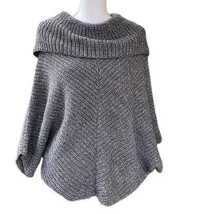 50% OFF Wool Solid Gray with Metallic Design Poncho Size Large Women's Made in Italy