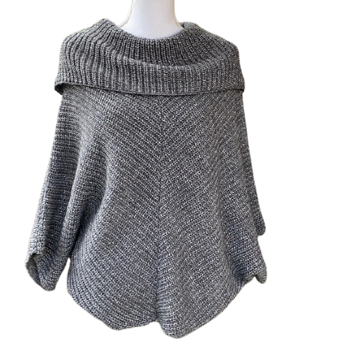 50% OFF Wool Solid Gray with Metallic Design Poncho Size Large Women's Made in Italy