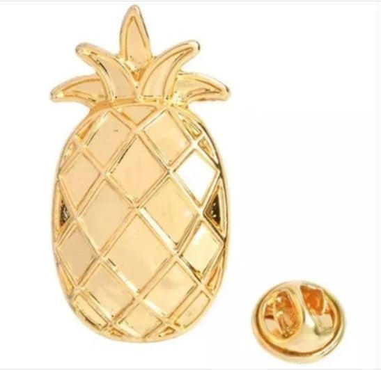 NWT New Gold Pineapple 🍍 Lapel Pin. Women's Ladies Fashion Accessories - Findsbyjune.com