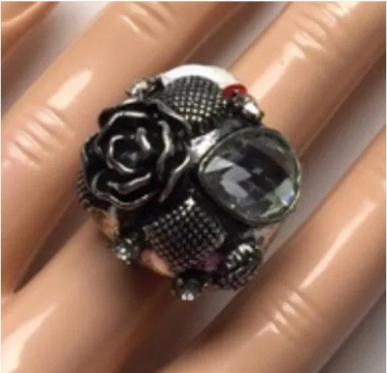 Brand New Adjustable Ring Silver Rose Fashions Jewelry - Findsbyjune.com