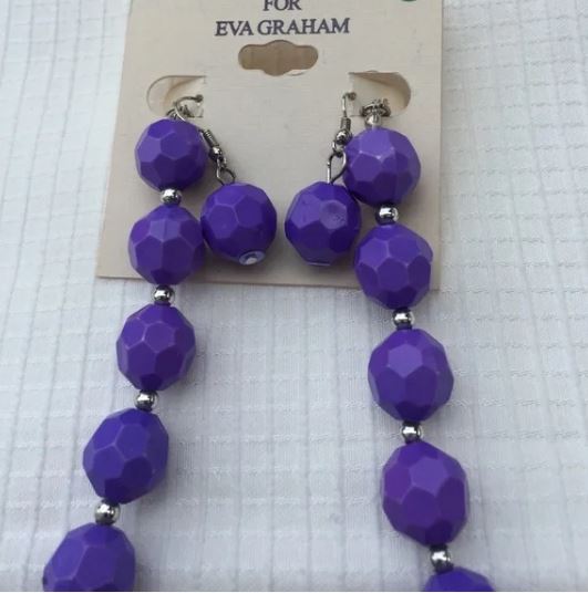 Brand New Pretty Pink Purple Necklace Earrings Set. Women's Fashion Jewelry