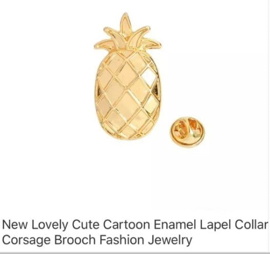 NWT New Gold Pineapple 🍍 Lapel Pin. Women's Ladies Fashion Accessories - Findsbyjune.com