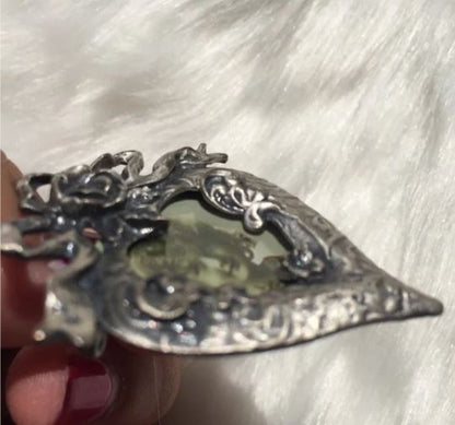 Silver Pretty Heart Vintage Brooch Pin. Silver plated
