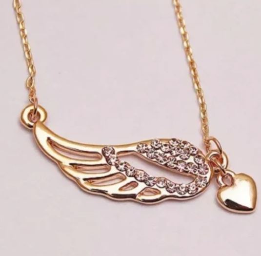 Brand New Angel Wings Love Heart Fashion Jewelry Pendant Chain Necklace