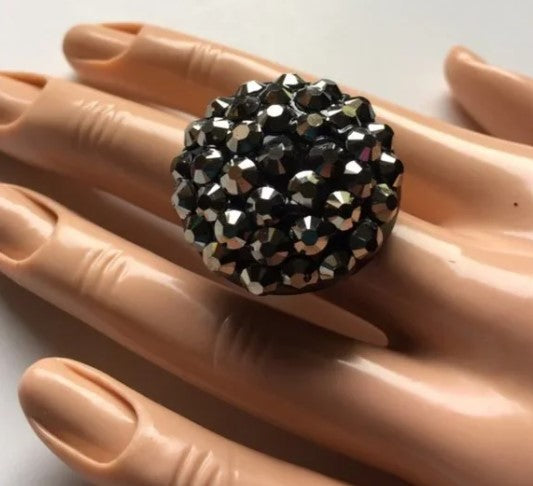 Brand New Adjustable Big Black Round Chunky Ring 💍 Women's Fashion Jewelry. 💎 - Findsbyjune.com