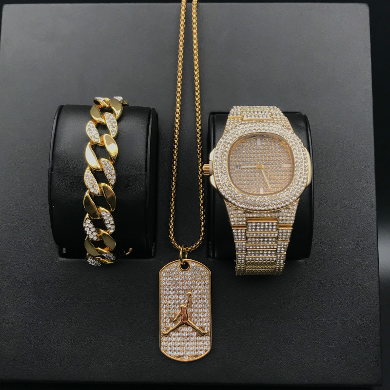 Luxury Hip Hop Diamond Set with Basketball Pendant Necklace, Bracelet and Quartz Wristwatch