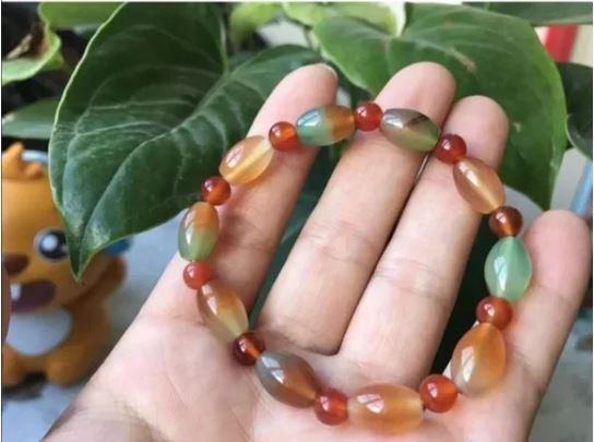 New Brown-Green Jade Stone Stretch Bracelet. Women's Fashion Accessories