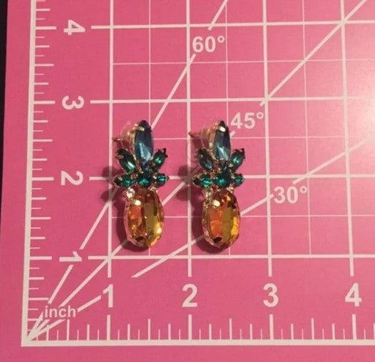 Brand New Cute Pineapple 🍍 Earrings Yellow Green . Women's Ladies Fashion Jewelry - Findsbyjune.com