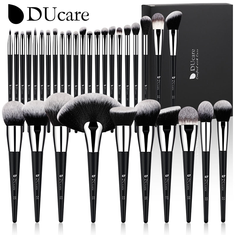 Travel Makeup Brushes Complete makeup kit Synthetic Goat Hair Eye Shadow Powder Foundation Concealer Brush for Makeup Set