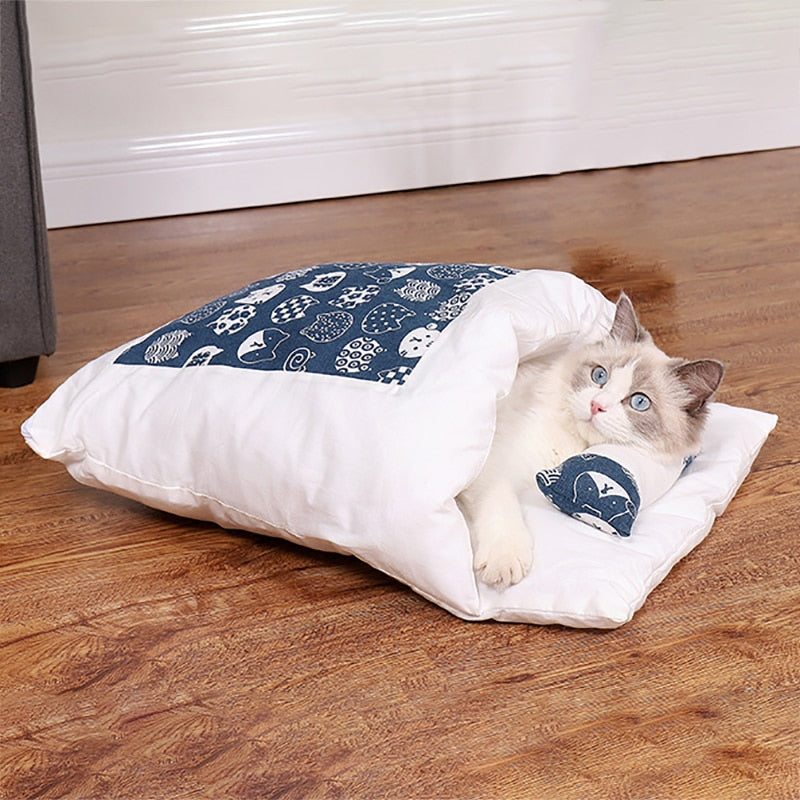 A Unique Cutely Cave Design, Unique Shape, Removable Cat Bed