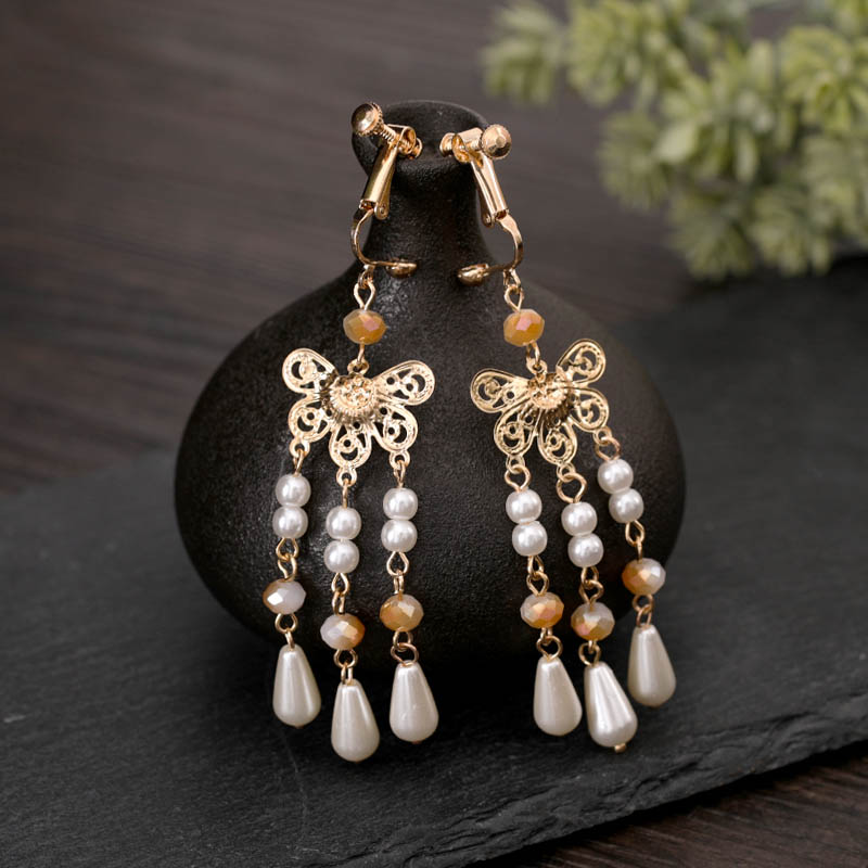 Wedding Jewelry Set Classic and Feminine Design