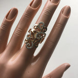 Brand-new big chunky adjustable ring 💍 for women & Ladies. fashion jewelry. 💎 Gold-tone with rhinestones shiny sparkly. - Findsbyjune.com