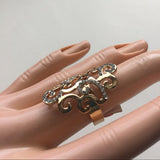 Brand-new big chunky adjustable ring 💍 for women & Ladies. fashion jewelry. 💎 Gold-tone with rhinestones shiny sparkly. - Findsbyjune.com