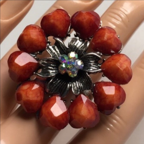 Brand-new big chunky adjustable statement ring 💍 fashion jewelry. 💎 Red orange 🍊 floral design. Women's Ladies Fashion Jewelry - Findsbyjune.com