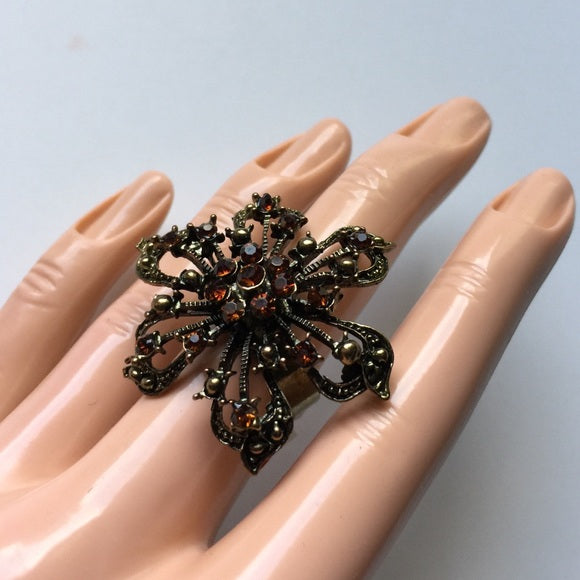 Brand-new adjustable ring floral design color black fashion jewelry chunky. Women's Ladies Fashion Jewelry - Findsbyjune.com